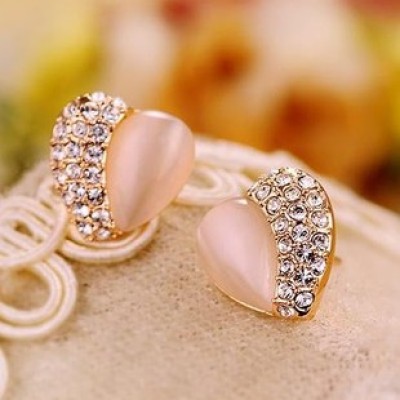 [Free Shipping] Small Jewelry Cute Peach Heart Half Opal Half Diamond Love Heart Female  Earrings Wholesale