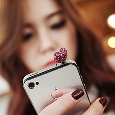 Free Shipping Korea over drilling peach heart iphone dust plug (basic mobile phones can be used)