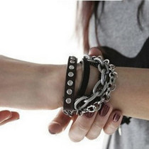 [Free Shipping]HL01701 Korean jewelry personalized belt rivet chain bracelet 24g