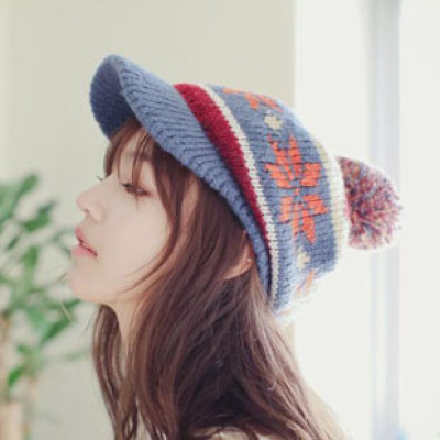 Autumn And Winter Day The Pompon Knitted Wool Snowflakes Spell Color Cap