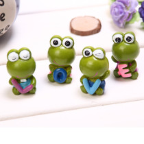 zakka grocery LOVE series ornaments desktop ornaments / resin doll frog family of four