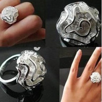 [Free Shipping]M40238 Valentine Korea small jewelry factory outlet hibiscus flowers wholesale roses ring 3g