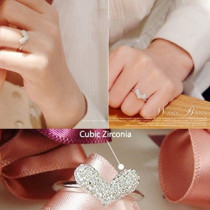[Free Shipping]M40136 2012 new Korean jewelry wholesale ring retro shiny peach heart full of diamond rings female