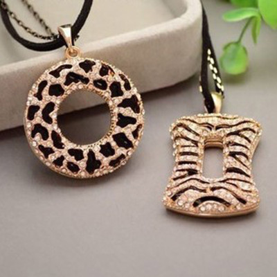 [Free Shipping]HL09007 Bohemia the black hollow zebra ring flowers double-stranded long necklace sweater chain