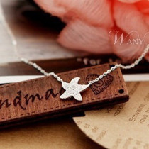 [Free Shipping]The HL13207 Korea star jewelry wild full drill starfish necklace collarbone chain 2012 new female 5g