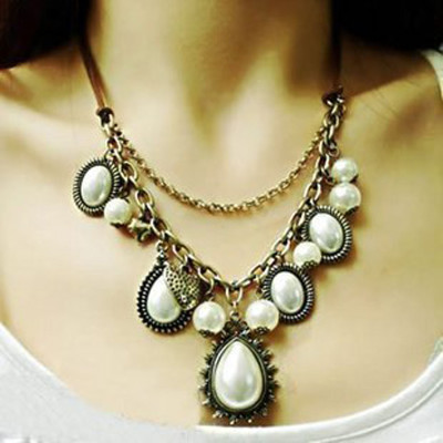 [Free Shipping]HL37407 European and American jewelry retro baroque peach heart water drop pearl leather cord necklace 49g