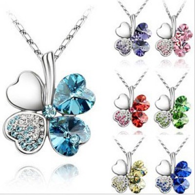 [Free shipping]Happiness Clover lot of love gradient color necklace diamond super flash four-color optional