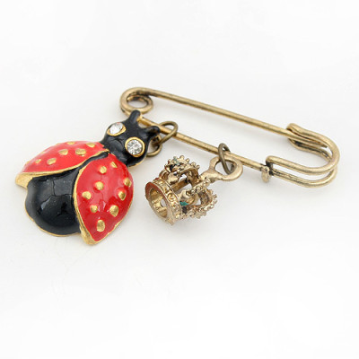 [Free Shipping] Korean personality Crown small ladybug brooch