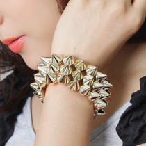 [Free Shipping] European and American retro big fashion stretch wide rivet bracelet bracelet punk handsome 4-color optional