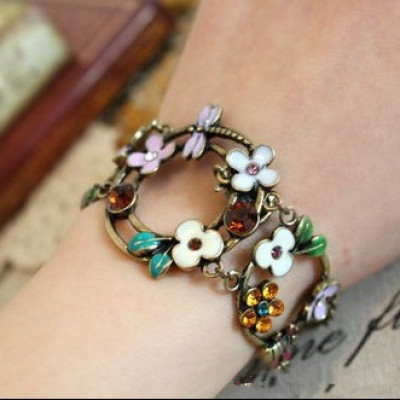 [Free Shipping]Korean jewelry jewelry mixed batch series flower lady bracelet