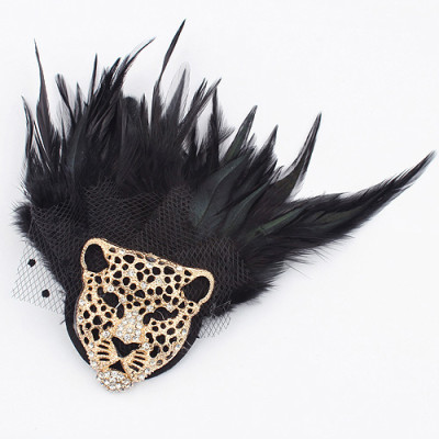 [Free Shipping]exaggerated leopard head full of diamond feather brooch accessories hairpin in Europe and the United States