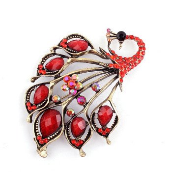 [Free Shipping]beads] European and American fashion jewelry brooch - beautiful peacock two-color