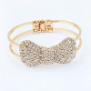 [Free Shipping] European And American Fashion Sweet Flash Diamond Bow Bracelet