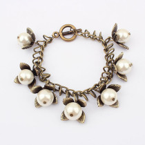 [Free Shipping]European and American retro temperament pearl flowers fashion bracelets