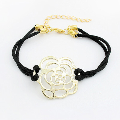 [Free Shipping] Bracelet charm woman rose two-color