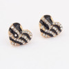 [Free Shipping] Exquisite diamond and elegant peach heart earrings