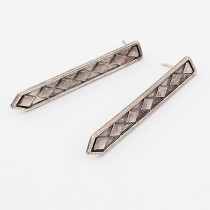 [Free Shipping] Exaggerated the retro the long brand fashion earrings