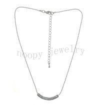 crystal stones short chain necklace