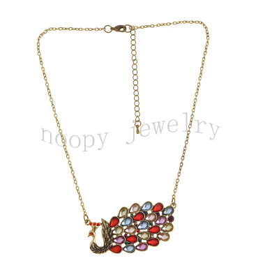peacock  short chain necklace
