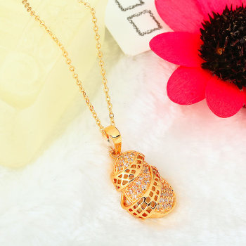 D0261 Fashion Womens Jewelry Gold Plated Crystal Zircon Diamond  Necklace Pendants