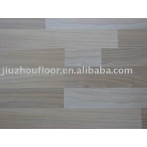 compette quality laminated floor