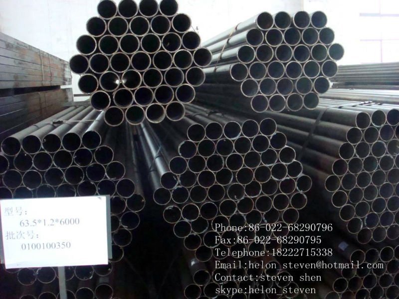 ERW-Carbon-Structure-Steel-Welded-Pipes-Tubes_.jpg