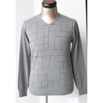 Men  V-neck merino wool decorative jacquard sweater  pullover