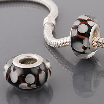 Free Shipping!Silver plated core glass bead PGB557, black bead with white flowers, size in 9*14mm， 20pcs per pack