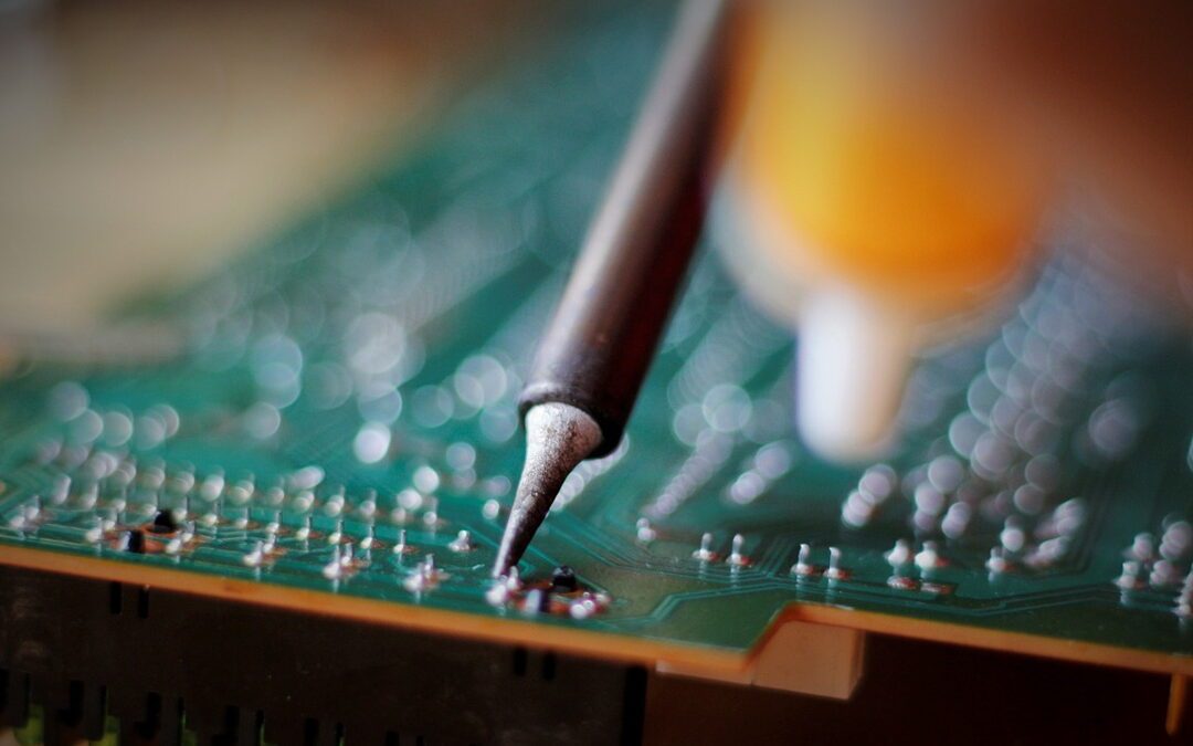 four precautions for soldering printed circuit boards