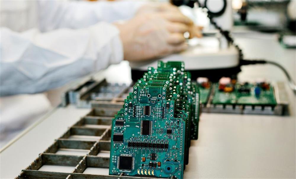 the method of repairing printed circuit boards