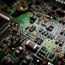 How does a PCB work?