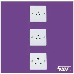 Unswitched BS 546 Socket (N Range)