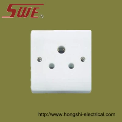 Unswitched BS 546 Socket
