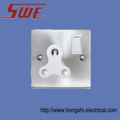 Switched BS 546 Socket