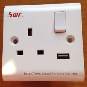 13A 250V 1 gang switched socket with 1 USB(1A) DP