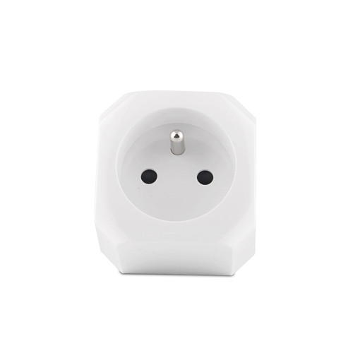 French Standard Smart Plug Wifi Remote Control Smart Socket with Power Metering Function