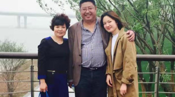 和为贵 孝为先  ——记鸿世电器员工姜金虎和他当教师的妻子汪珍妙