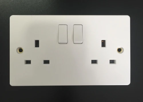 2 gang socket outlet 13A switched