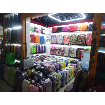 Yiwu Bags and Cases Market