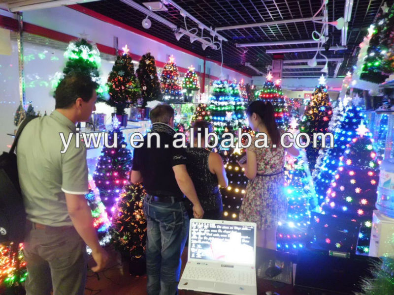 Yiwu LED Christmas Tree Market