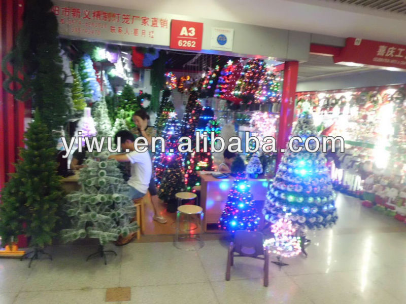 Yiwu LED Christmas Tree Market