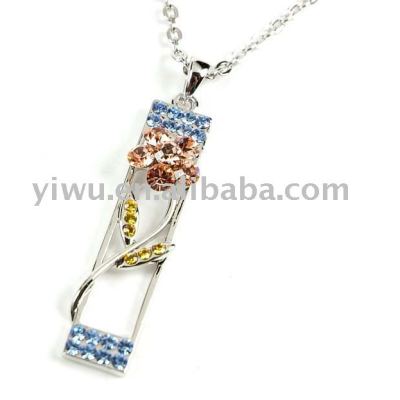 flower crystal stone pendant