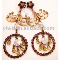 chandelier gold crystal stone earrings