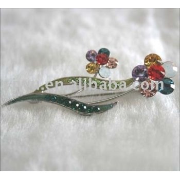 flower gemstone brooch
