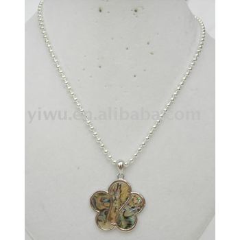 flower shell necklace