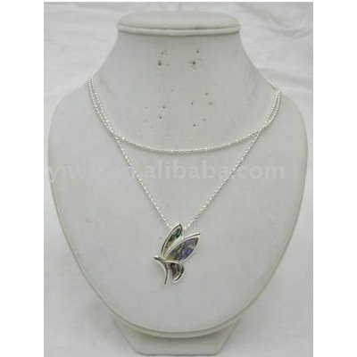 flying dragon shell necklace