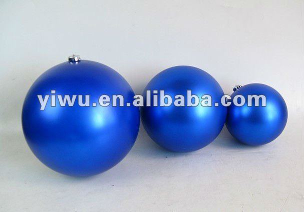 Christmas ball
