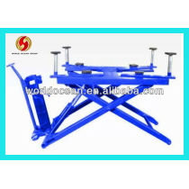 scissor car lift for car washing with 2.7Ton lifting capacity