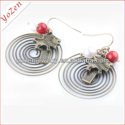 Wholesale irregular freshwater pearl earring