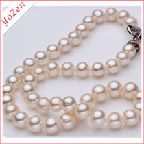 Multicolor charming stylish pearl necklace